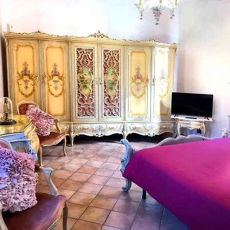 Il Vecchio Cortile Bed & Breakfast *